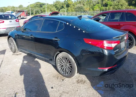 2013 Kia Optima Sx z USA, uszkodzony, nr VIN 5XXGR4A67DG155471
